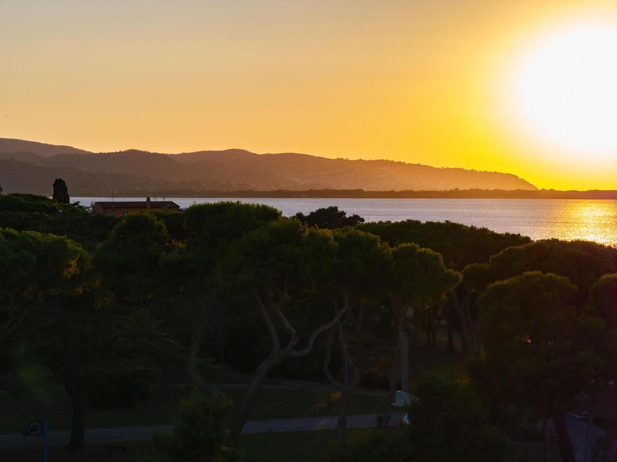 Park Hotel Residence Orbetello Exterior photo